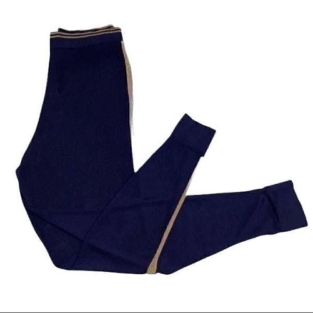 Zara Knit Highwaisted Navy Blue Skinny Pants
Size Medium)